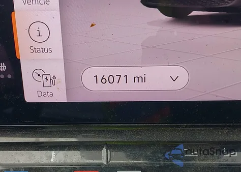 2021 Volkswagen Id.4 Pro S z USA, uszkodzony, nr VIN WVGTMPE23MP042496